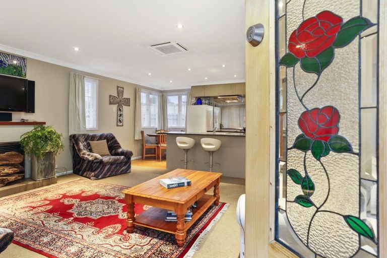 Photo of property in 44 Strid Road, Te Atatu South, Auckland, 0610