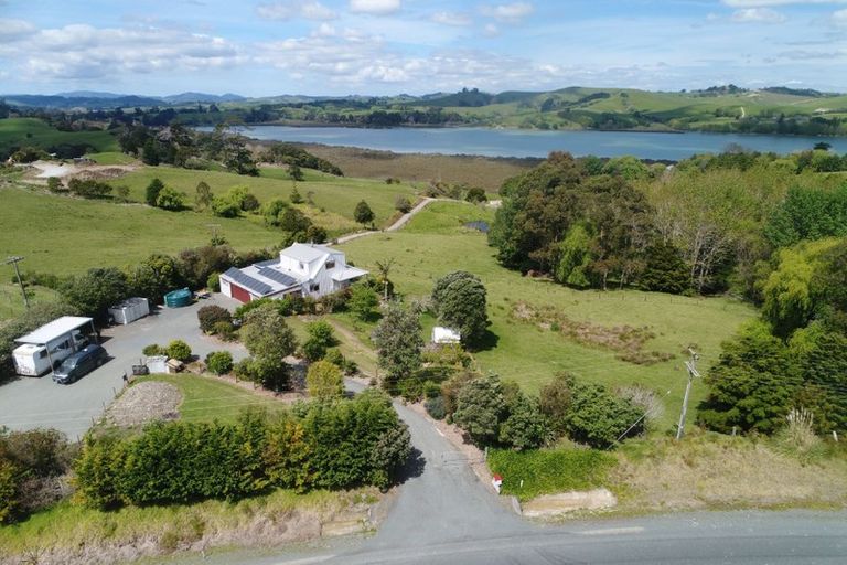 Photo of property in 221 Pahi Road, Pahi, Paparoa, 0571