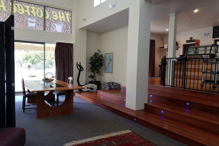 Photo of property in 3 Oakura Road, Oakura, Hikurangi, 0184