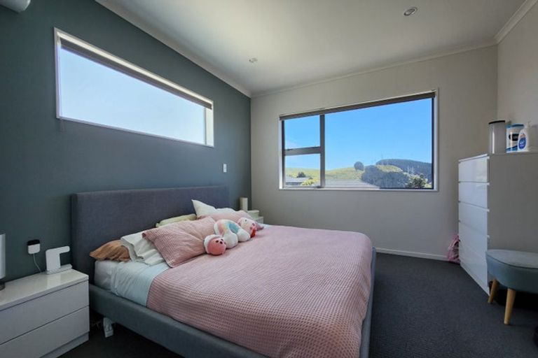 Photo of property in 260 Mark Avenue, Grenada Village, Wellington, 6037