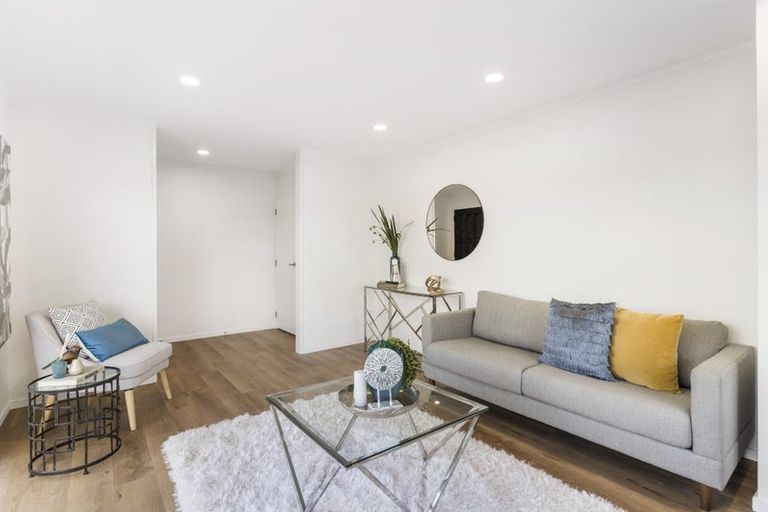 Photo of property in 13 Edendale Road, Somerville, Auckland, 2014