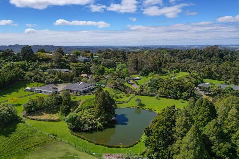Photo of property in 278a Forest Hill Road, Waiatarua, Auckland, 0612