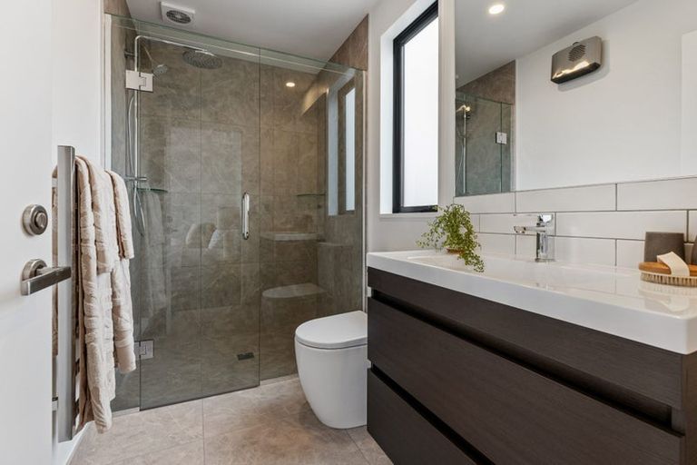 Photo of property in 10 Burkett Street, Marshland, Christchurch, 8051