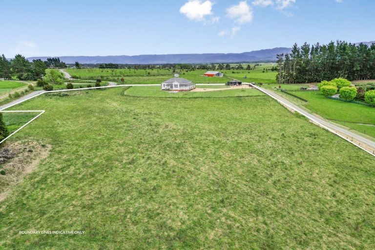 Photo of property in 906a-b Bidwills Cutting Road, Morison Bush, Greytown, 5794