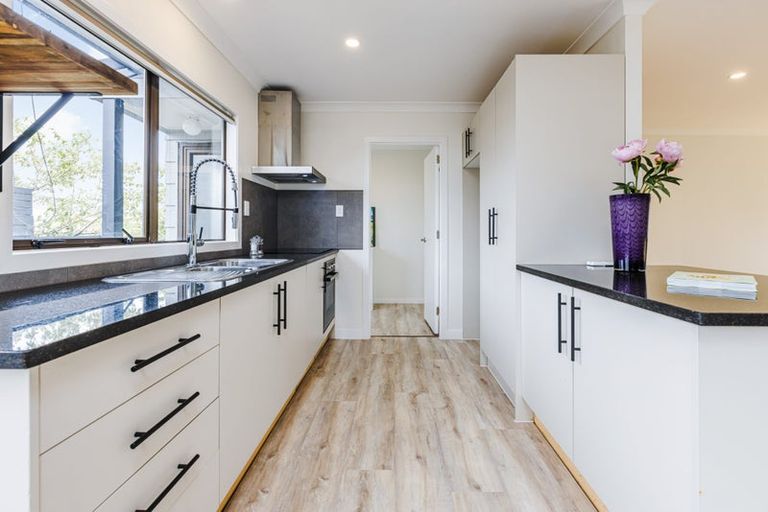 Photo of property in 2/55 Alfriston Road, Manurewa East, Auckland, 2102