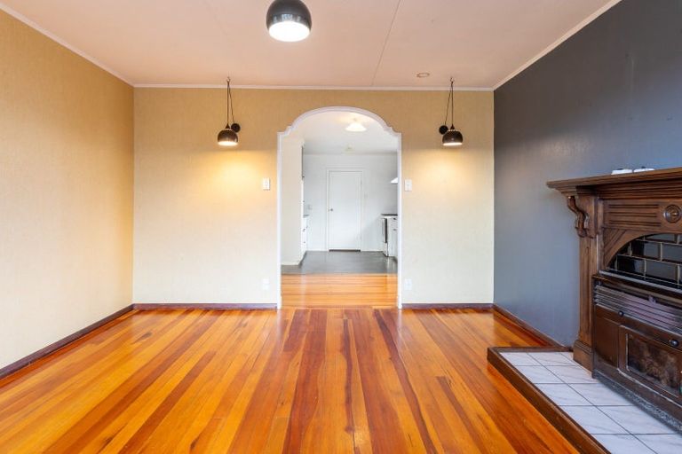 Photo of property in 80 Mclean Street, Woodville, 4920