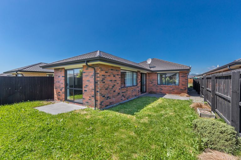 Photo of property in 35 Maclaren Road, Wigram, Christchurch, 8042