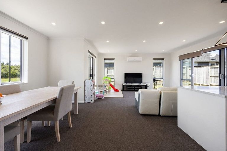 Photo of property in 30 Ruru Street, Cambridge, 3434