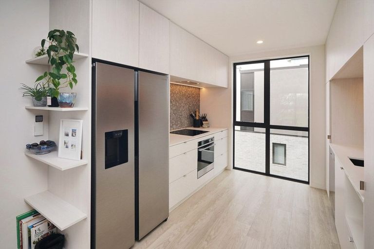 Photo of property in 12/214 Hereford Street, Christchurch Central, Christchurch, 8011