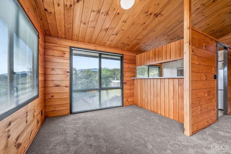 Photo of property in 19 Seymour Grove, Kingsley Heights, Upper Hutt, 5018