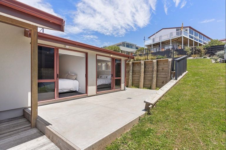 Photo of property in 208 Russell Bruce Place, Onemana, Whangamata, 3691