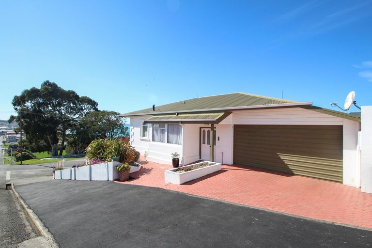 Photo of property in 61 Tyne Street, South Hill, Oamaru, 9400
