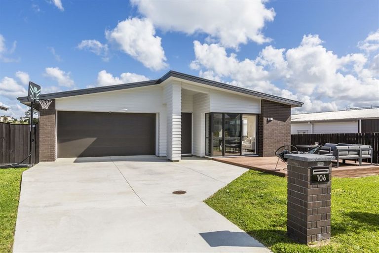 Photo of property in 106 Parkview Drive, Gulf Harbour, Whangaparaoa, 0930