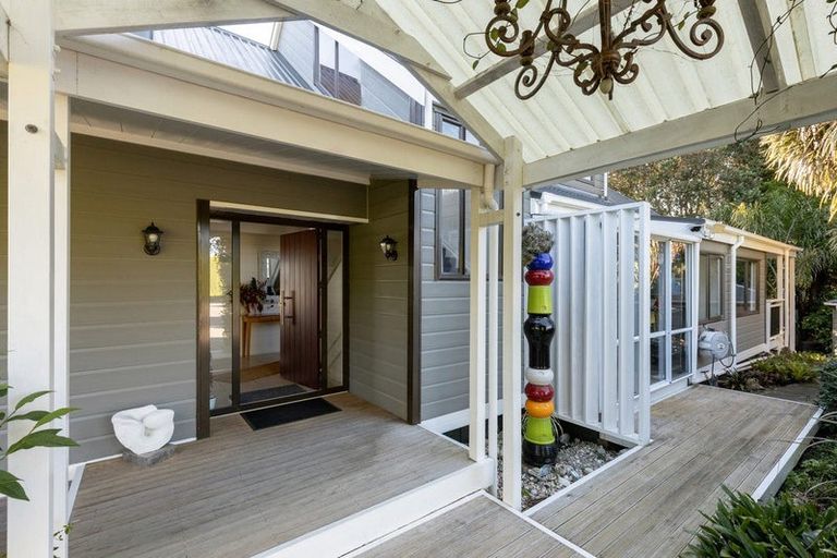 Photo of property in 240d Omokoroa Road, Omokoroa, Tauranga, 3114