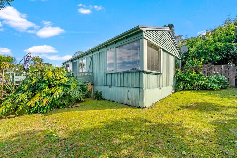 Photo of property in 103 Churchill Road, Murrays Bay, Auckland, 0630