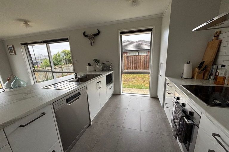 Photo of property in 44 Mclean Street, Pokeno, 2402