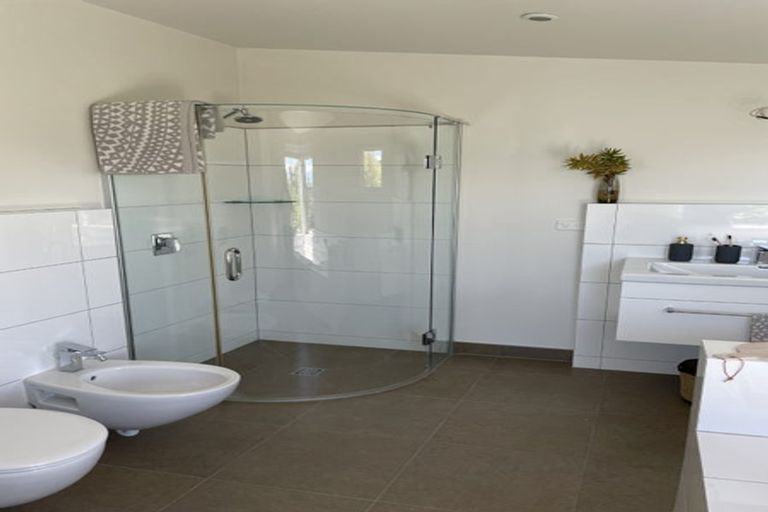 Photo of property in 12 Stansell Avenue, Tahunanui, Nelson, 7011