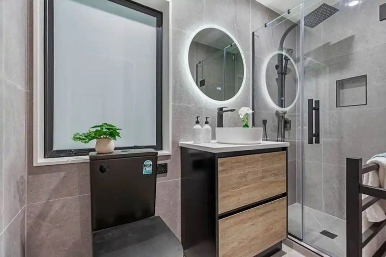 Photo of property in 56c Donovan Avenue, Massey, Auckland, 0614