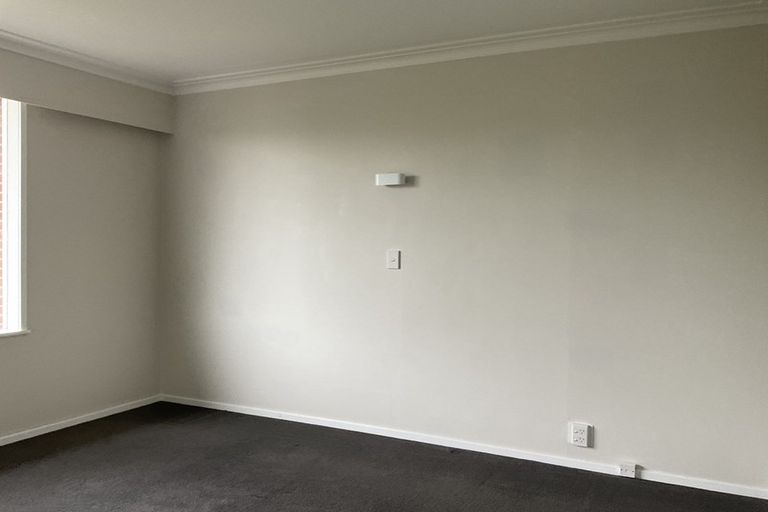 Photo of property in 2/28 Norman Road, Hauraki, Auckland, 0622