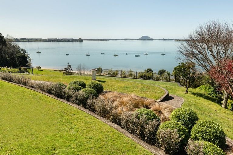 Photo of property in 69 Harbour View Road, Omokoroa, 3114