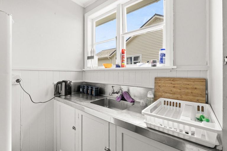 Photo of property in 22 Bell Street, Marton, 4710