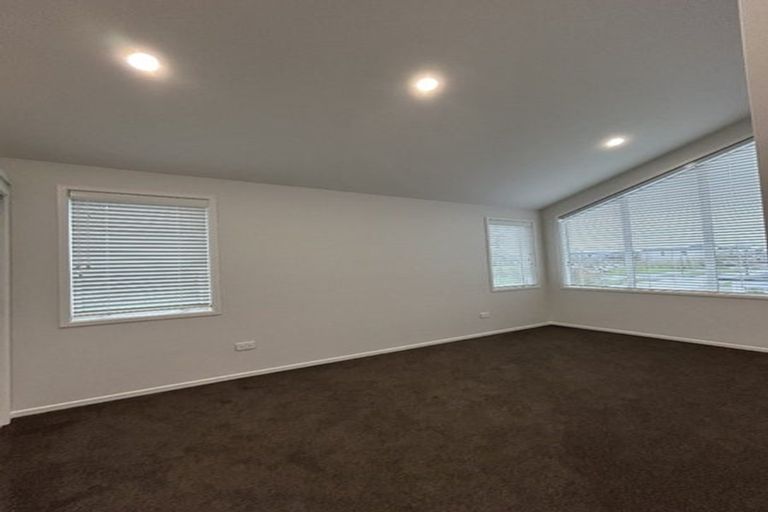 Photo of property in 7 Tiaki Lane, Karaka, Papakura, 2113