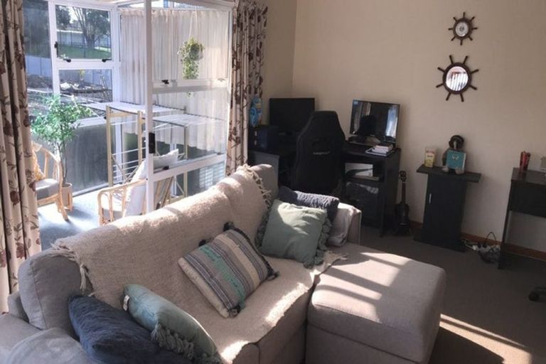 Photo of property in 1/22 Oakland Avenue, Papatoetoe, Auckland, 2025