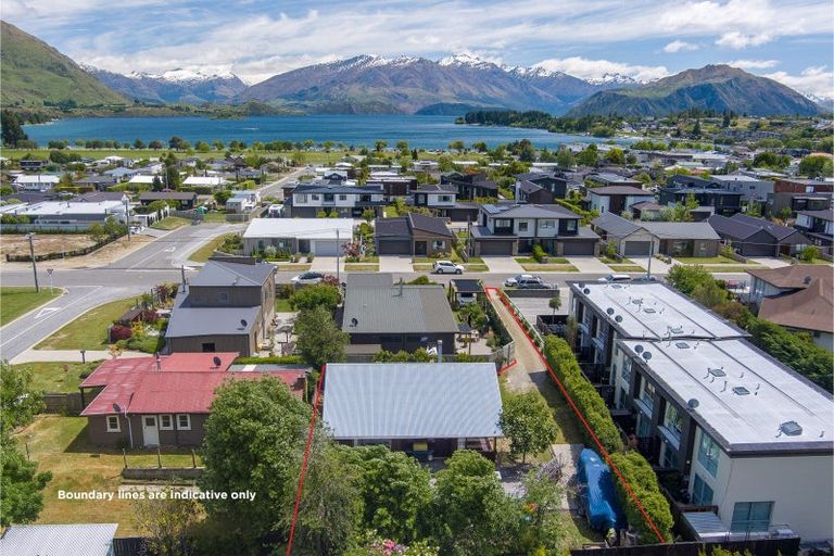 Photo of property in 64 Tenby Street, Wanaka, 9305