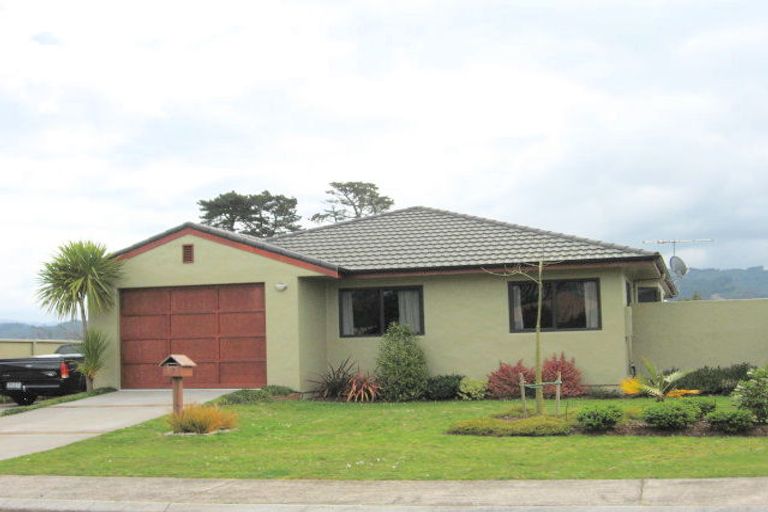 Photo of property in 9 Santa Maria Drive, Whitianga, 3510