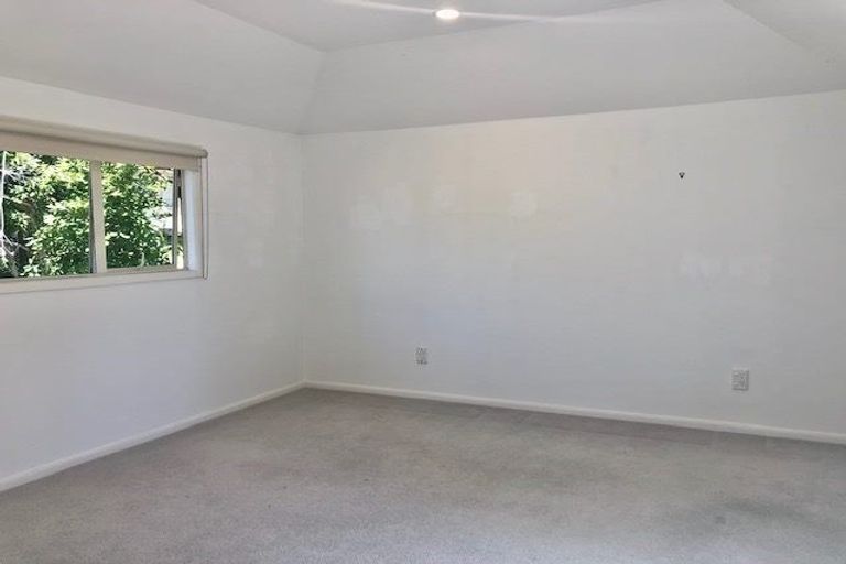 Photo of property in 2/13 Prospect Terrace, Milford, Auckland, 0620