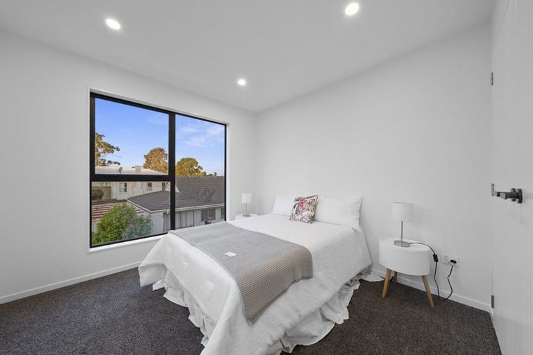 Photo of property in 23c Wanaka Place, Pakuranga Heights, Auckland, 2010