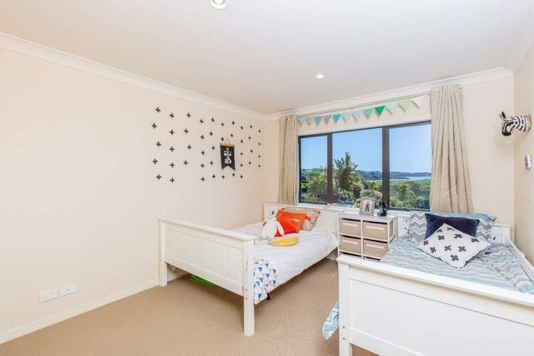 Photo of property in 78 Okura River Road, Okura, Albany, 0792