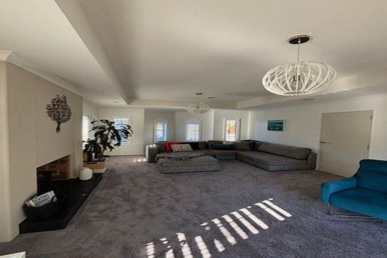 Photo of property in 72 Sovereign Drive, Papamoa Beach, Papamoa, 3118