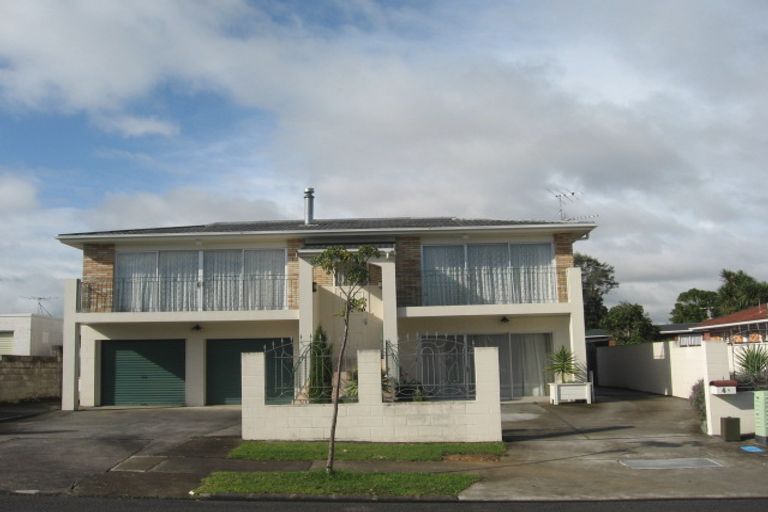 Photo of property in 4 Archmillen Avenue, Pakuranga Heights, Auckland, 2010