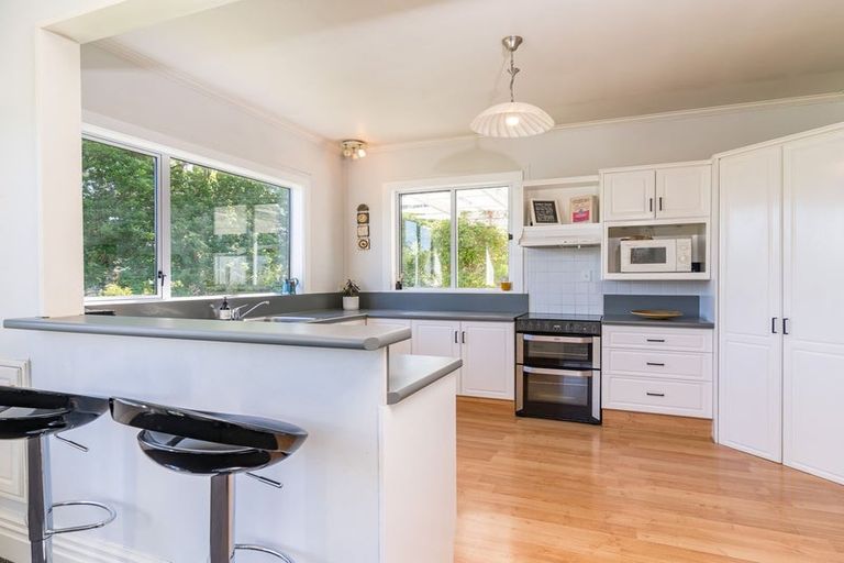 Photo of property in 264 Gladstone Road North, Mosgiel, 9092