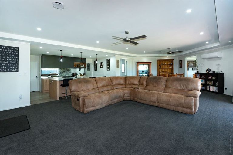 Photo of property in 62 Kingsdowne Drive, West Melton, 7618