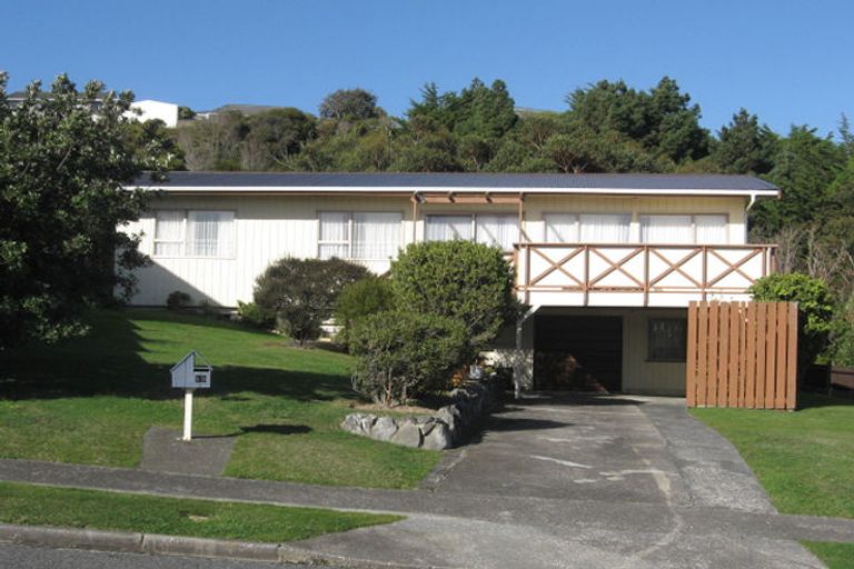 Photo of property in 13 De Castro Place, Titahi Bay, Porirua, 5022