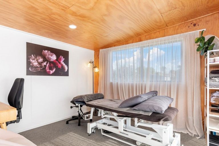 Photo of property in 46 Katerini Grove, Papamoa Beach, Papamoa, 3118