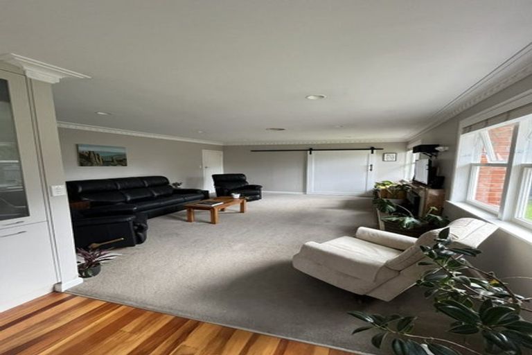 Photo of property in 25 Great South Road, Papakura, 2110