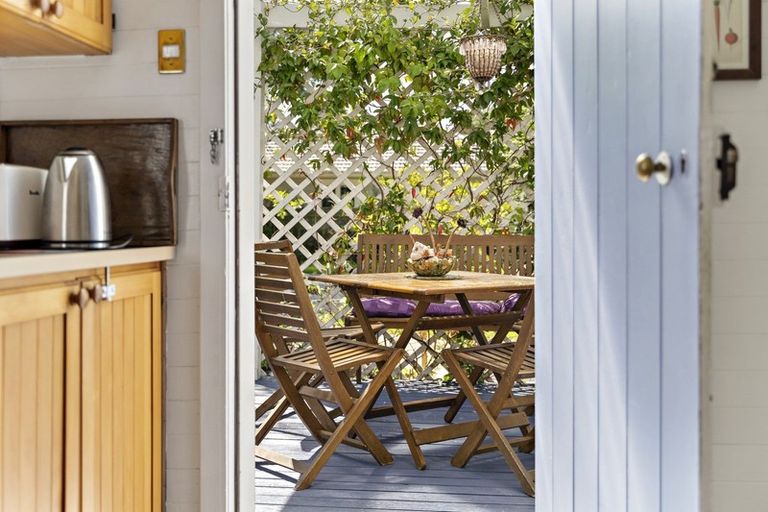 Photo of property in 192 Main Street, Greytown, 5712