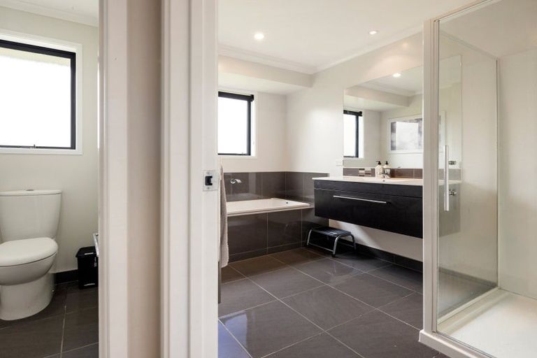 Photo of property in 12e Coombes Road, Te Kowhai, Hamilton, 3288