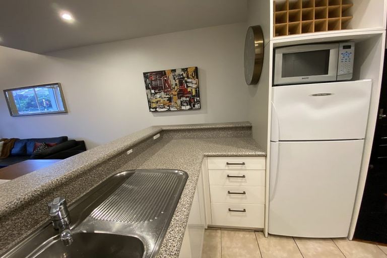 Photo of property in Whitmore Apartments, 7b Stout Street, Wellington Central, Wellington, 6011