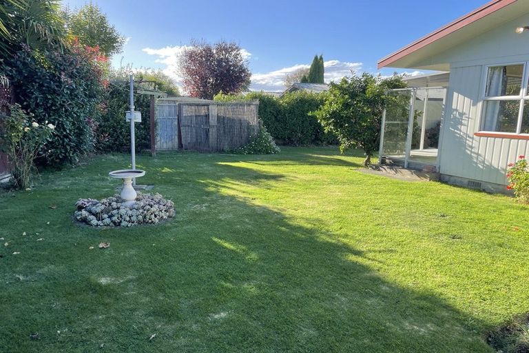 Photo of property in 17 Durham Avenue, Tamatea, Napier, 4112