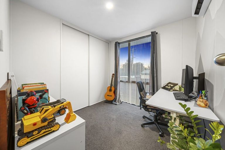 Photo of property in 410 Swanson Road, Ranui, Auckland, 0612