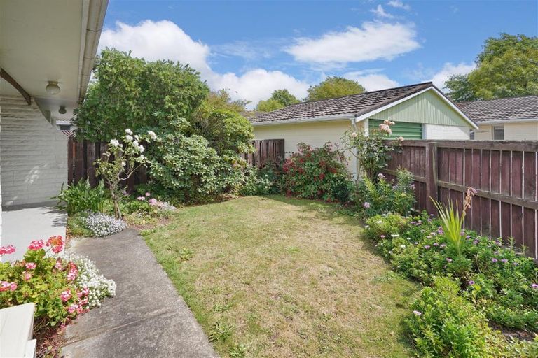 Photo of property in 3/16 Oxley Avenue, St Albans, Christchurch, 8014
