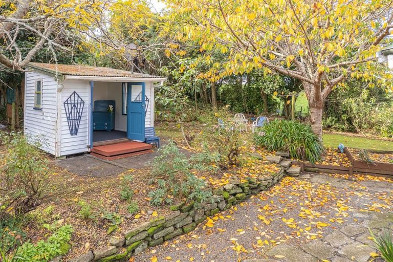 Photo of property in 2a Weraroa Road, Waverley, 4510