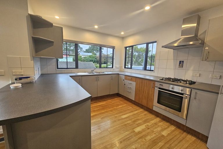 Photo of property in 17a Aplin Terrace, Ngaio, Wellington, 6035