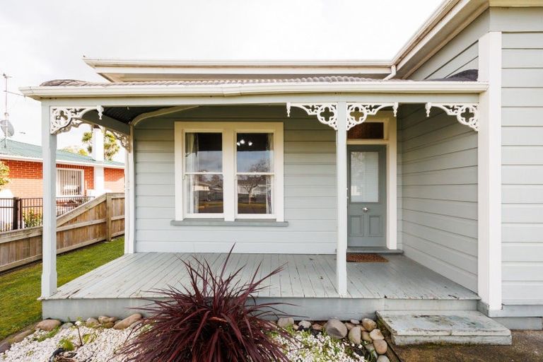 Photo of property in 38 Queen Street, Feilding, 4702