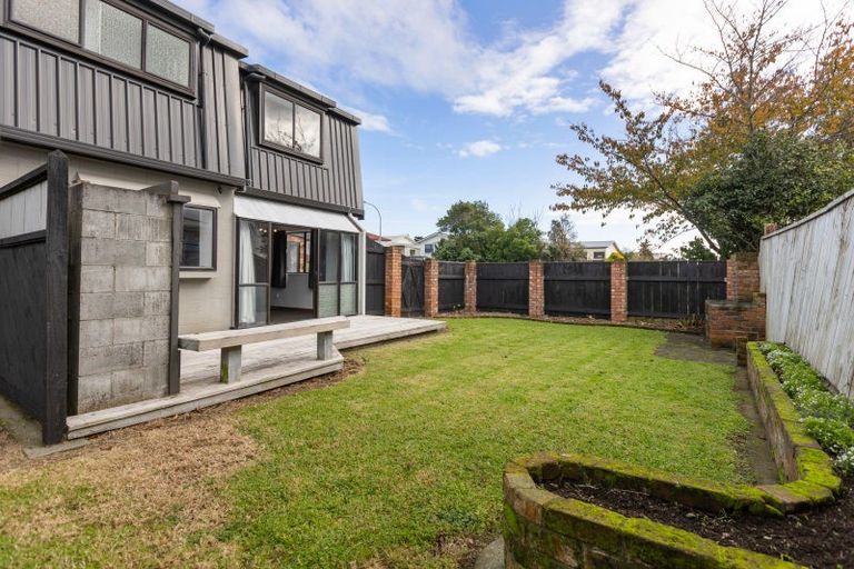 Photo of property in 44 Park Lane, Waitara, 4320