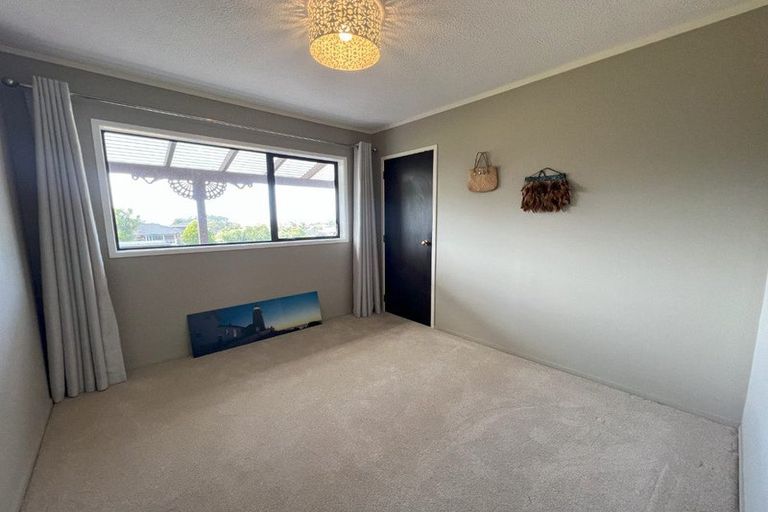 Photo of property in 1/19 Sturm Avenue, Massey, Auckland, 0614